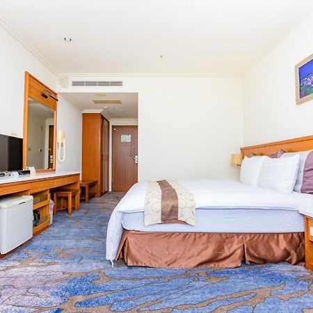 Yaling Hotel Magong Extérieur photo
