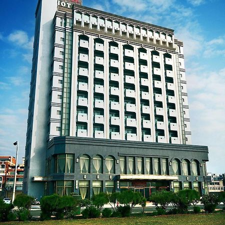 Yaling Hotel Magong Extérieur photo