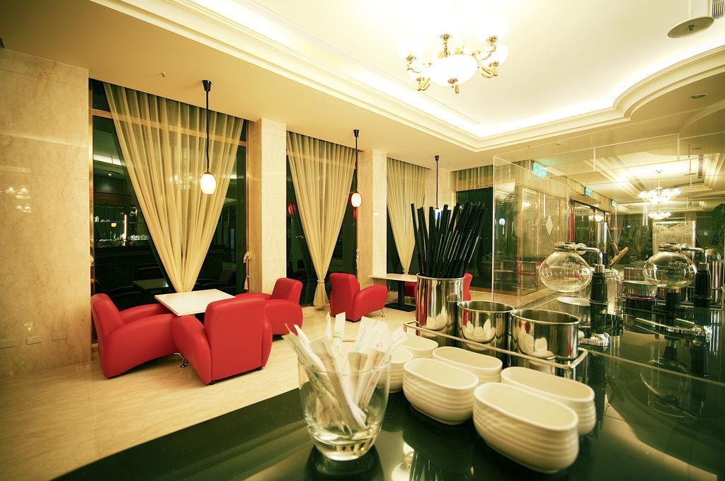 Yaling Hotel Magong Extérieur photo